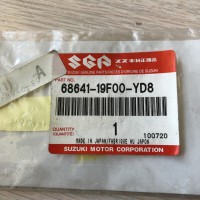 Эмблема Suzuki 68641-19F00-YD8 наклейка под лак оригинал