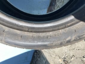 Покрышка б/у 205/55-16 MICHELIN Покрышка 205/55-16  б/у летняя
